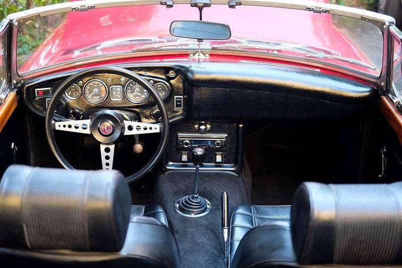 Usata MG B 95 CV (69 kW) 1973 Rosso Cabrio