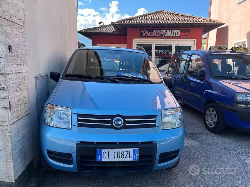 Usata Fiat Panda 4x4 60 CV (44 kW) 2005 Blu Utilitaria