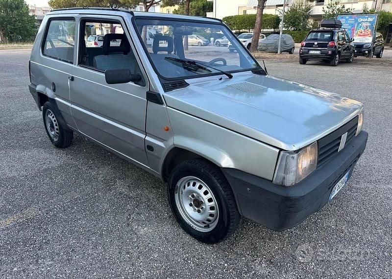 Usata Fiat Panda 39 CV (28 kW) 1999 Grigio Berlina