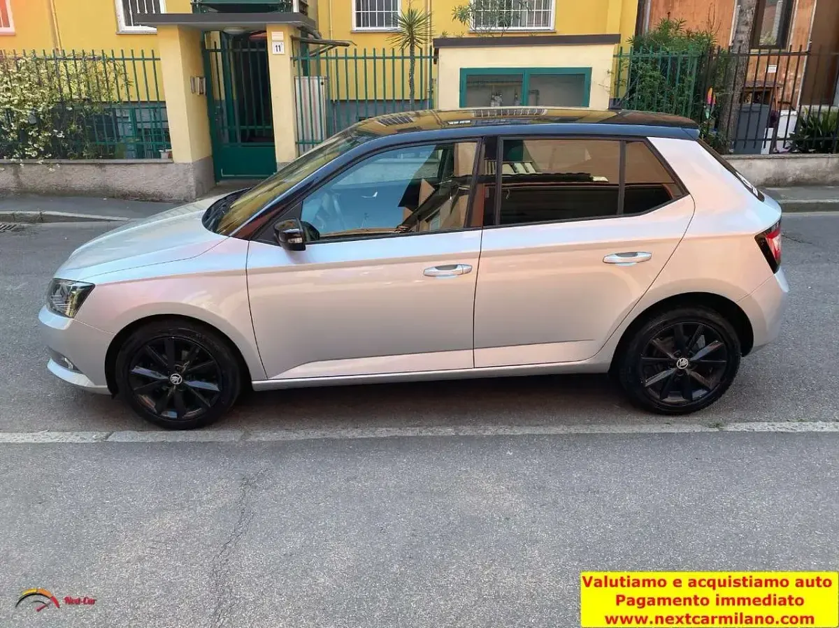 Begagnad Skoda Fabia Style 75 HK (55 kW) 2016 Grå Sedan