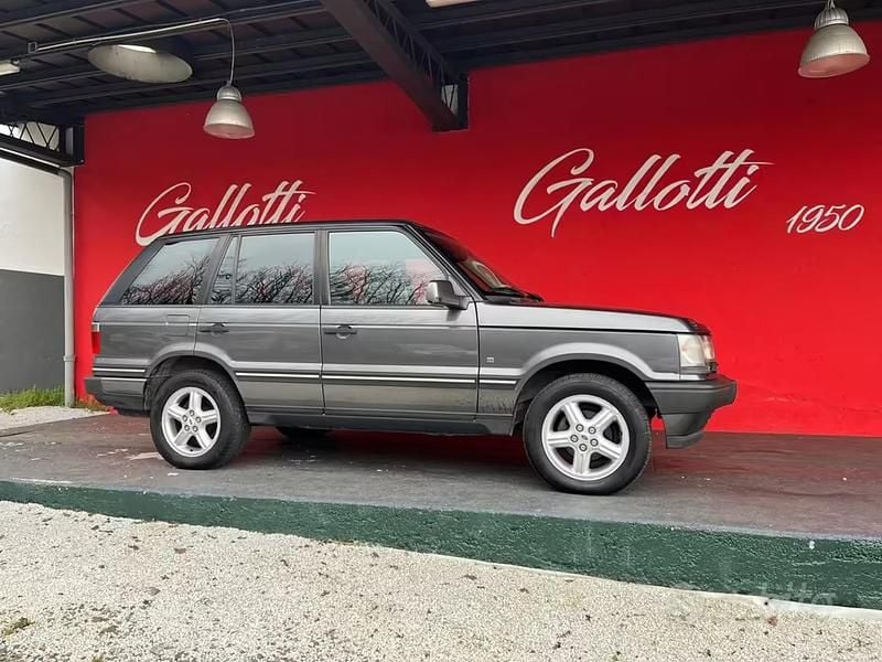 Usata Land Rover Range Rover 137 CV (100 kW) 2001 Grigio SUV