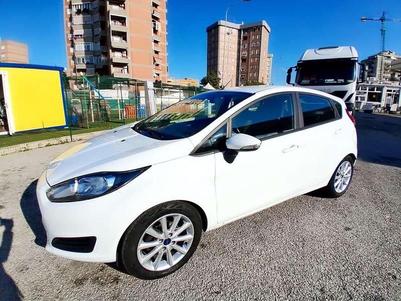 Usata Ford Fiesta Titanium 60 CV (44 kW) 2014 Berlina