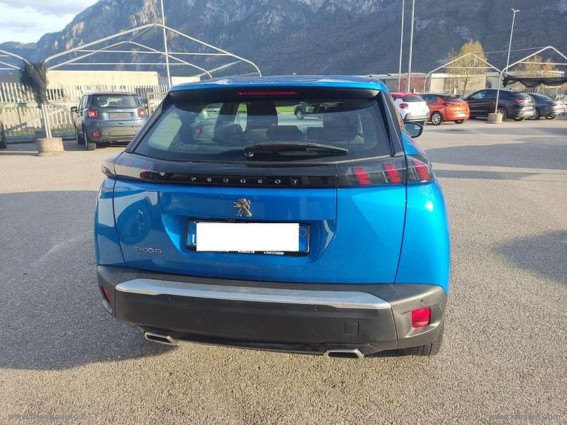 Usata Peugeot 2008 131 CV (96 kW) 2021 Blu/azzurro SUV