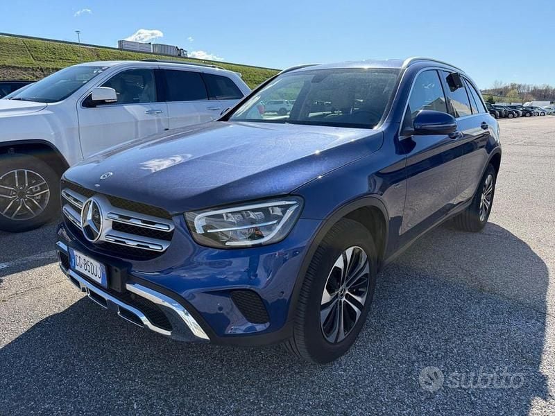 Usata Mercedes GLC300e Executive 194 CV (142 kW) 2021 Blu SUV