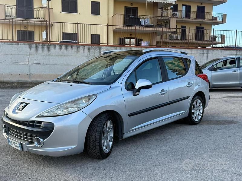 Usata Peugeot 207 109 CV (80 kW) 2008 Grigio