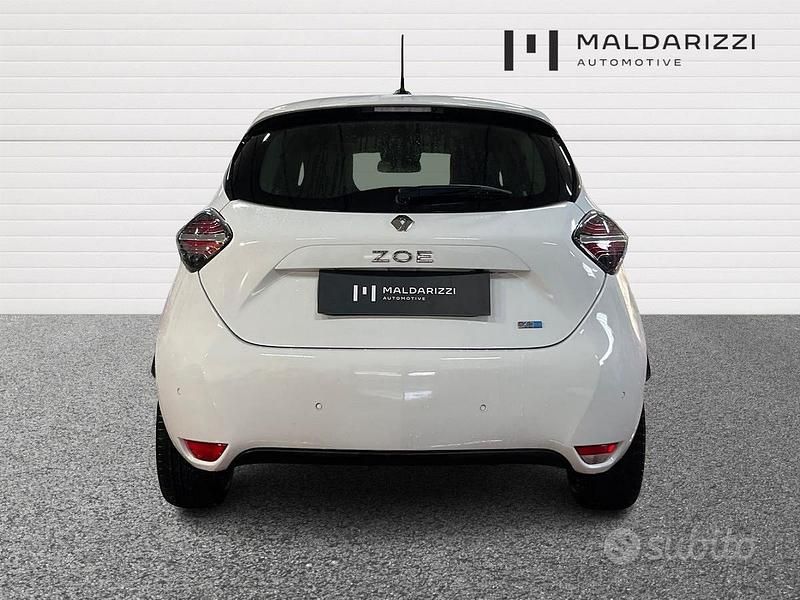 Usata Renault Zoe Intens 100 kW (136 CV) 2021 Bianco Utilitaria