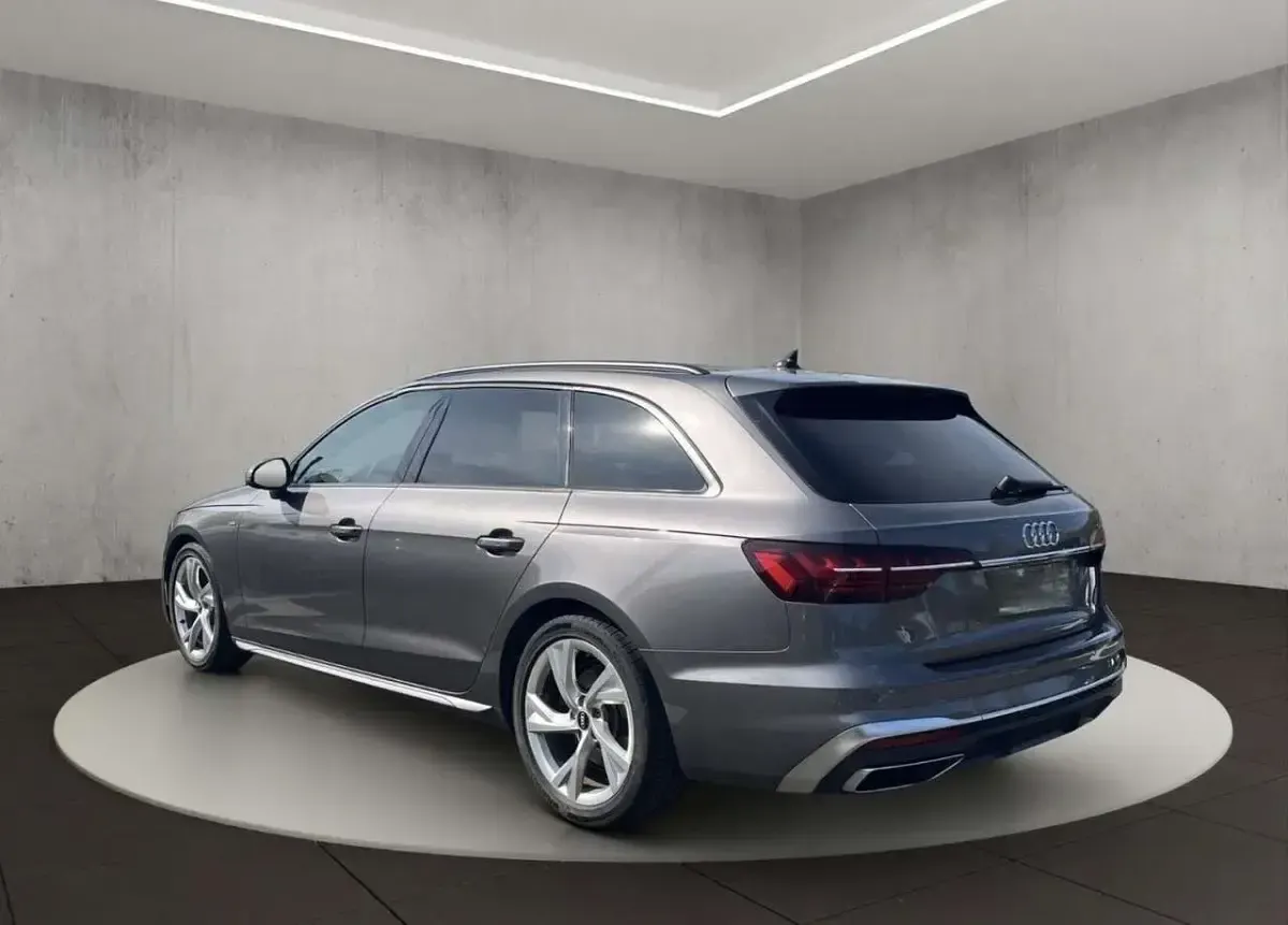 Usata Audi A4 S-Line 163 CV (119 kW) 2022 Grigio Station wagon