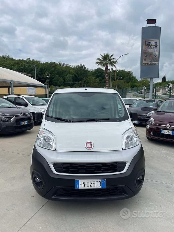 Usata Fiat Fiorino 80 CV (58 kW) 2017 Bianco Monovolume