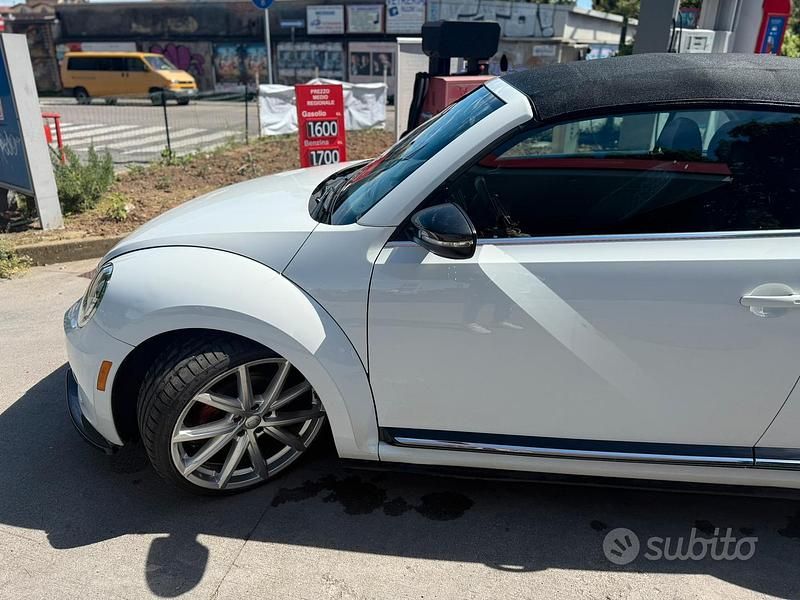 Usata VW Beetle Cabriolet Sport 211 CV (155 kW) 2014 Bianco Cabrio