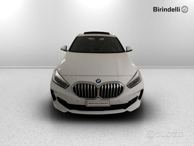 Usata BMW 118 M Sport 150 CV (110 kW) 2021 Alpin white pastello Utilitaria
