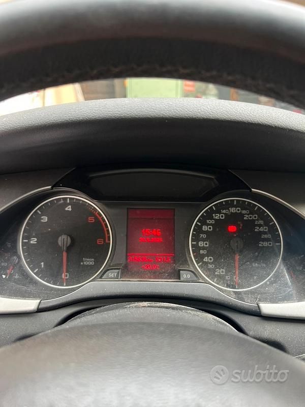 Begagnad Audi A4 140 HK (102 kW) 2010 Svart Sedan