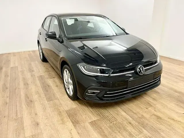 Usata VW Polo Style 95 CV (69 kW) 2024 Nero Utilitaria