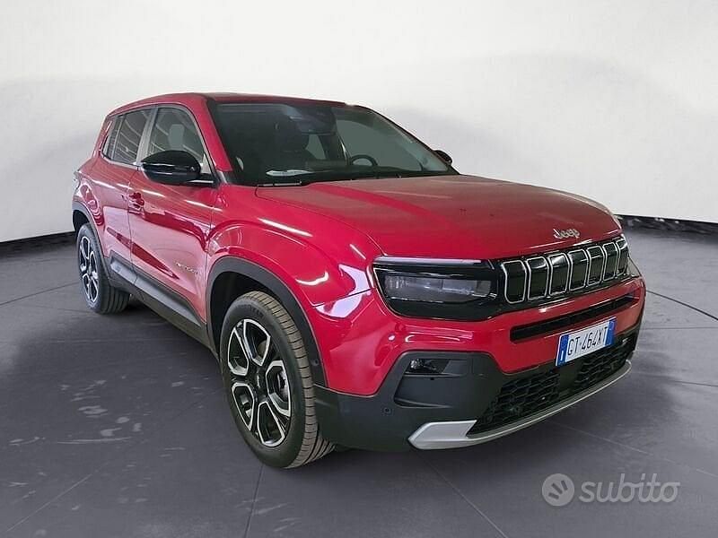 Usata Jeep Avenger Summit 101 CV (74 kW) 2024 Rosso SUV
