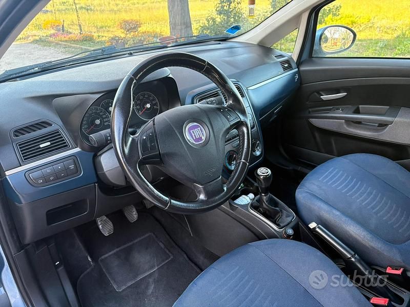 Usata Fiat Grande Punto 75 CV (55 kW) 2008 Blu Utilitaria