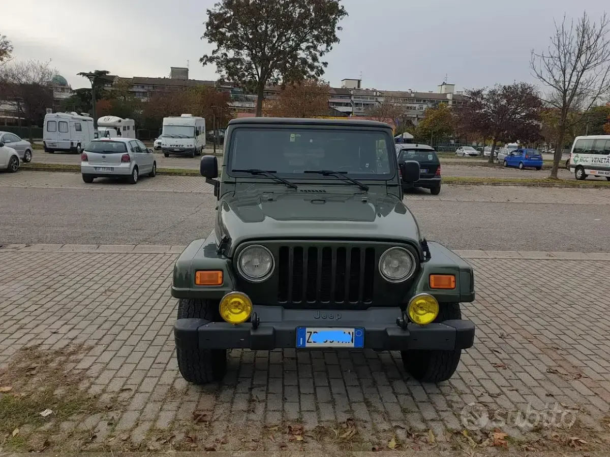 Usata Jeep Wrangler 177 CV (130 kW) 2006 Verde SUV