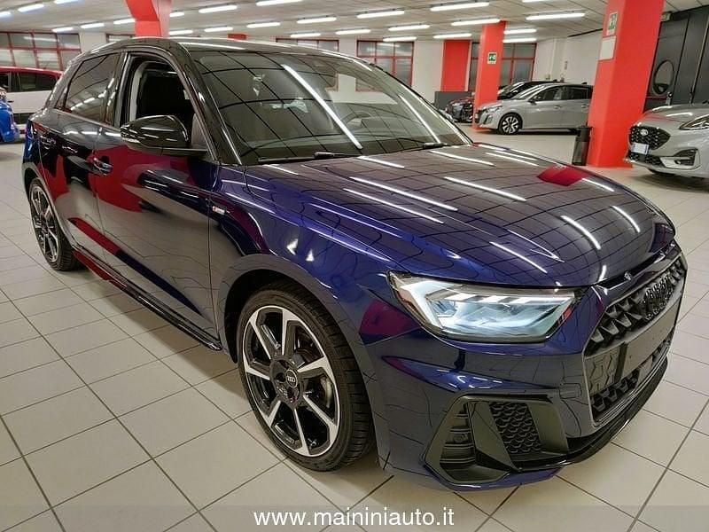 Usata Audi A1 Sportback S-Line 116 CV (85 kW) 2025 Blu Utilitaria