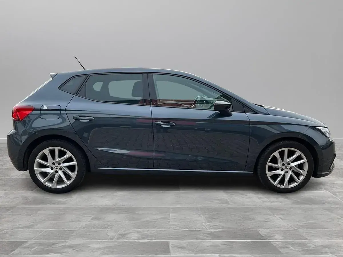 Usata Seat Ibiza FR 95 CV (69 kW) 2025 Grigio Utilitaria