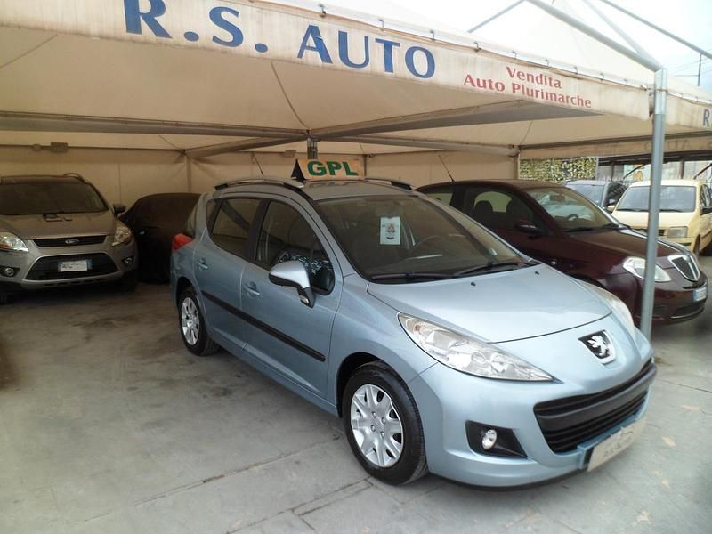 Usata Peugeot 207 Sport 73 CV (53 kW) 2010 Grigio Station wagon
