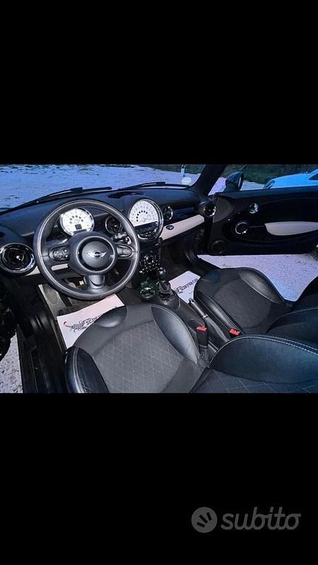 Usata Mini Cooper 90 CV (66 kW) 2013 Nero Utilitaria