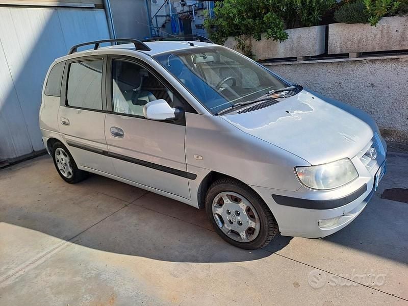 Grigio Usata 2005 Hyundai Matrix Active Monovolume | 1250 € (Ottimo prezzo) - Immagine 1/4