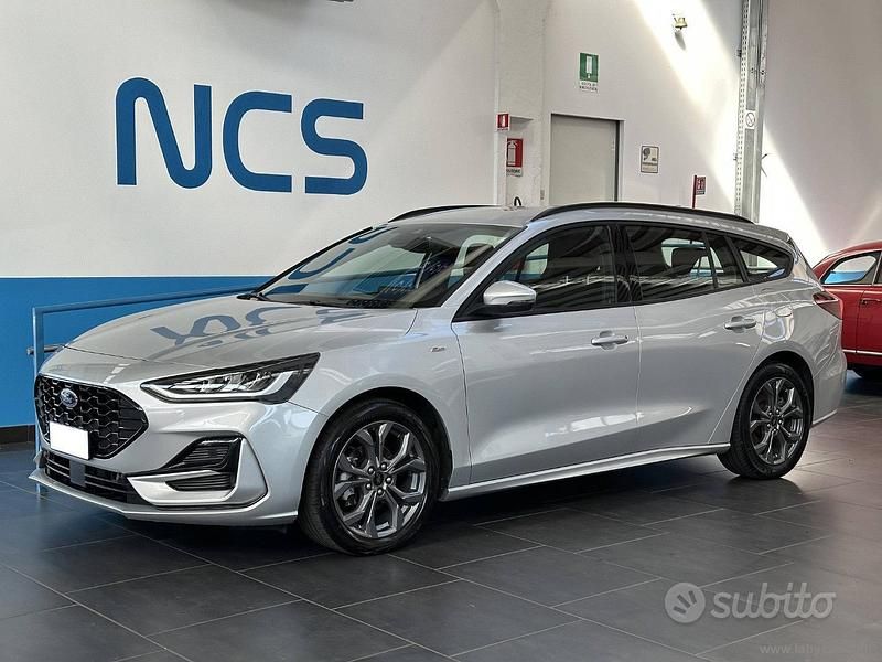 Usata Ford Focus ST 125 CV (91 kW) 2023 Argento Station wagon