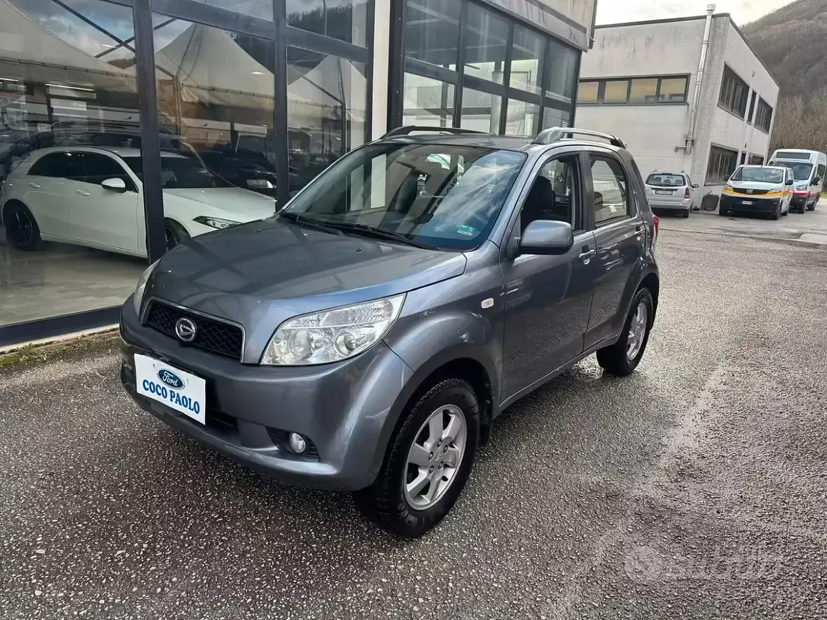 Usata Daihatsu Terios HIRO 86 CV (63 kW) 2009 Grigio SUV