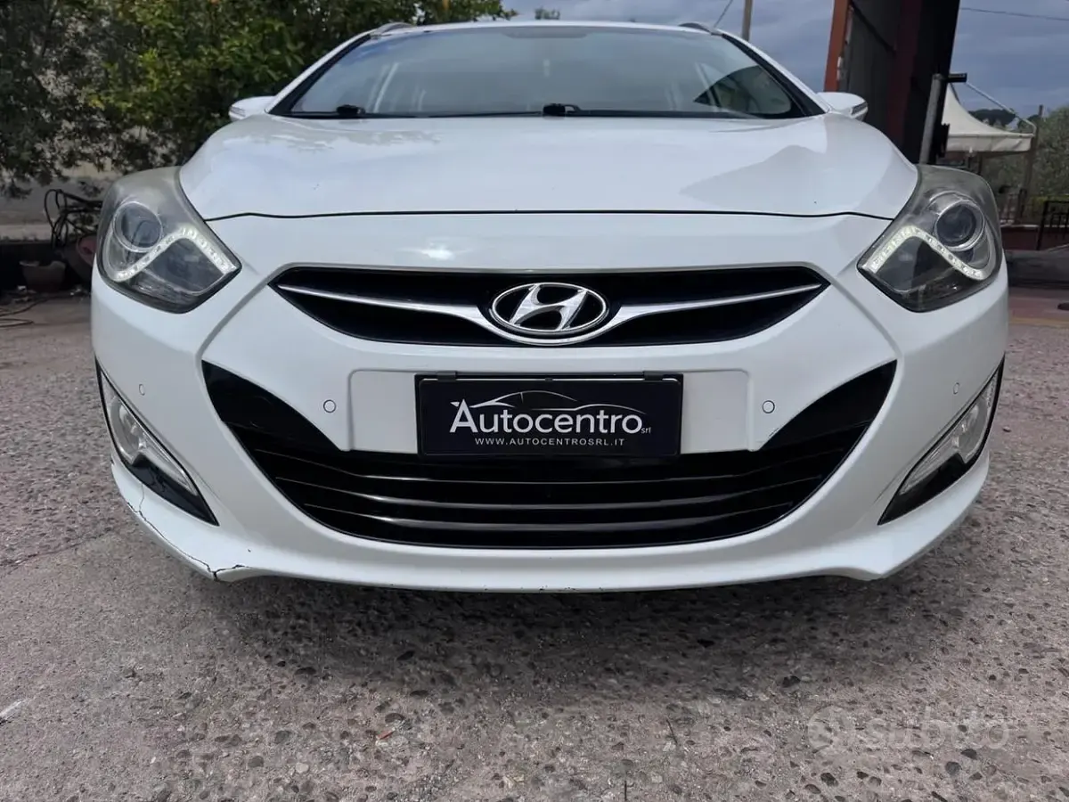 Usata Hyundai i40 Style 136 CV (100 kW) 2012 Bianco Station wagon
