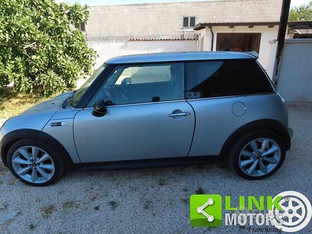 Usata Mini Cooper Seven 88 CV (64 kW) 2006 Grigio Utilitaria