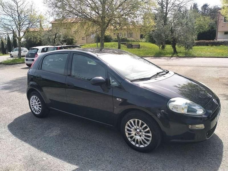 Usata Fiat Grande Punto Dynamic 90 CV (66 kW) 2017 Utilitaria