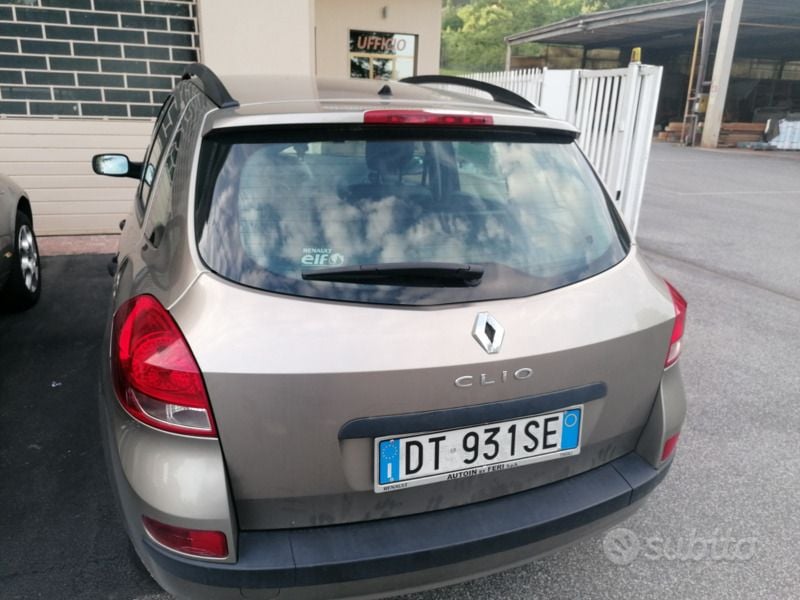 Usata Renault Clio II 75 CV (55 kW) 2008 Utilitaria