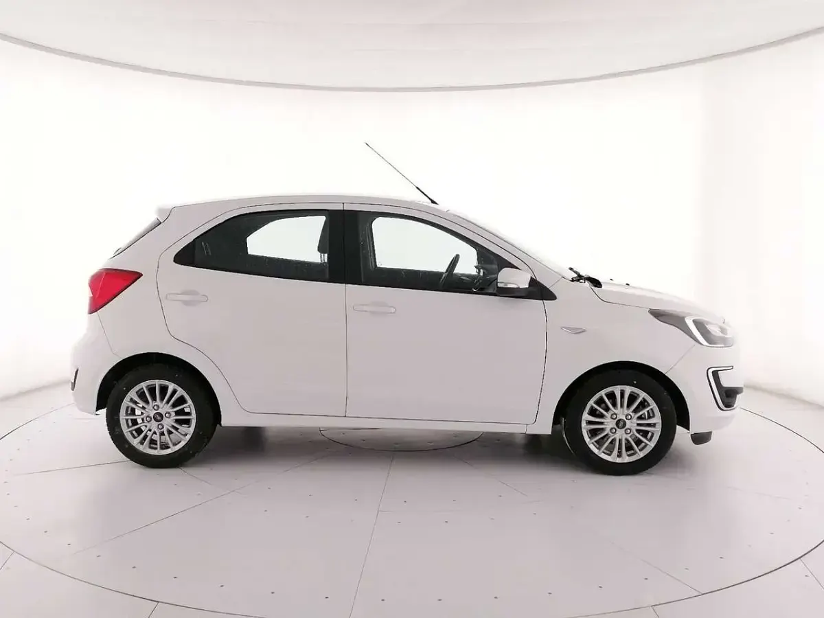 Usata Ford Ka Ultimate 86 CV (63 kW) 2019 Grigio Berlina