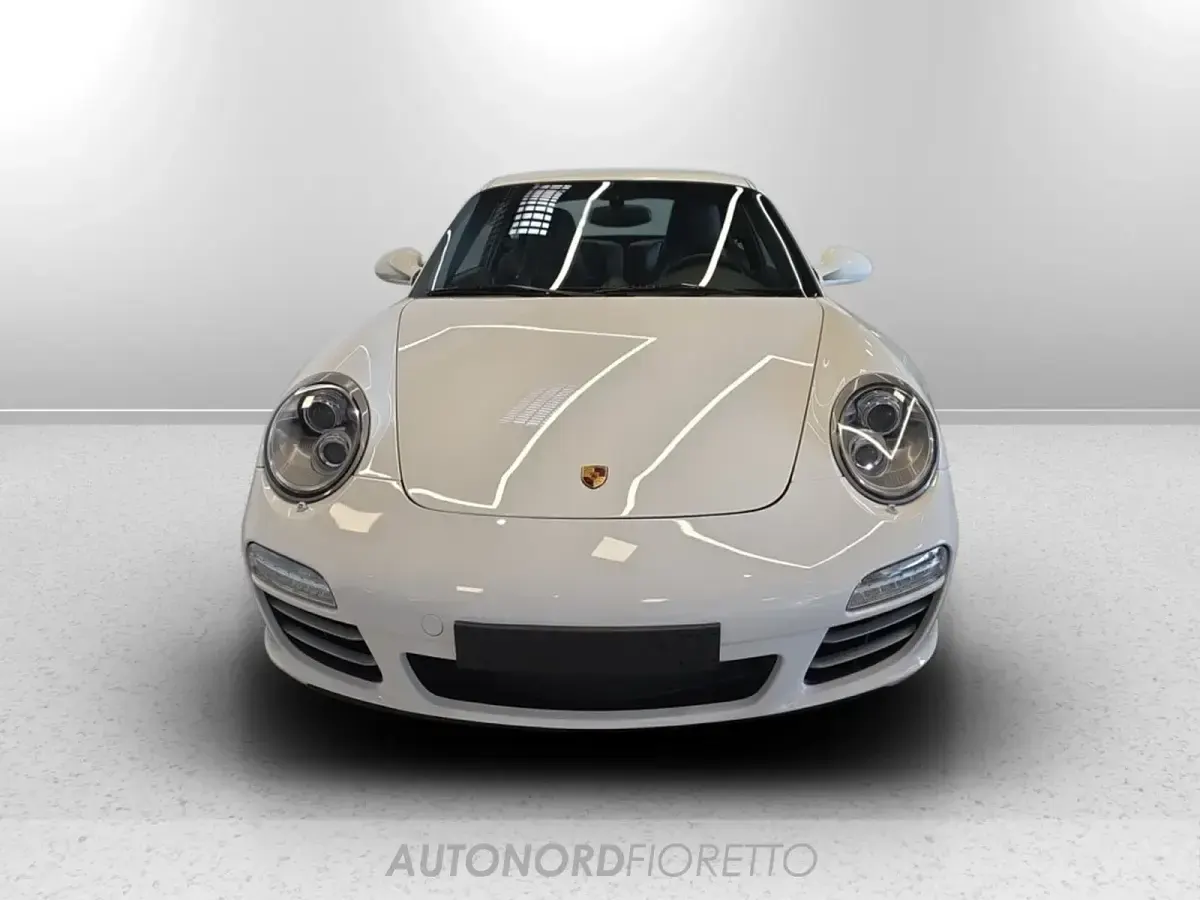 Usata Porsche 911 Carrera 4S 385 CV (283 kW) 2009 Bianco Coupé