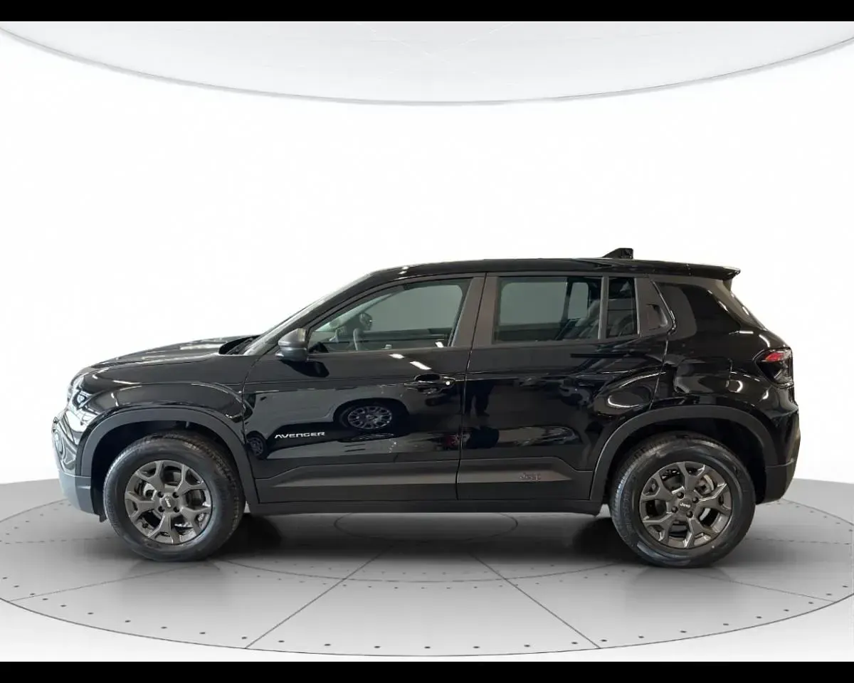 Nuova Jeep Avenger Longitude 101 CV (74 kW) 2025 Nero SUV