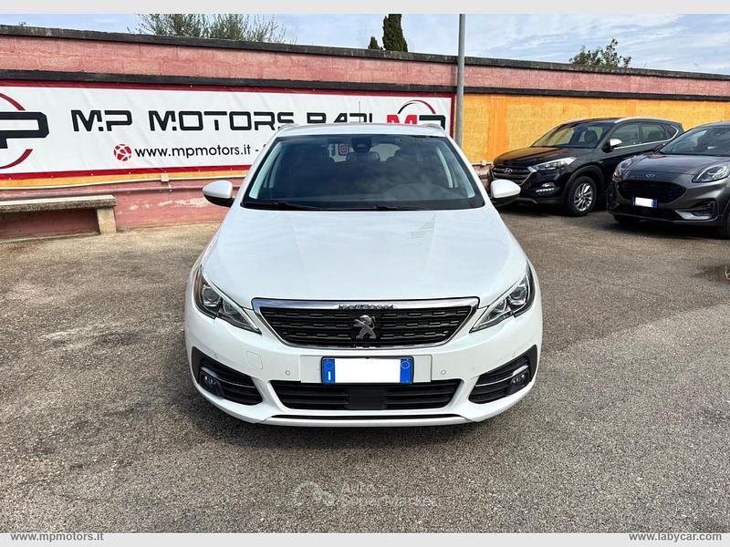 Usata Peugeot 308 SW Allure 131 CV (96 kW) 2018 Bianco Station wagon