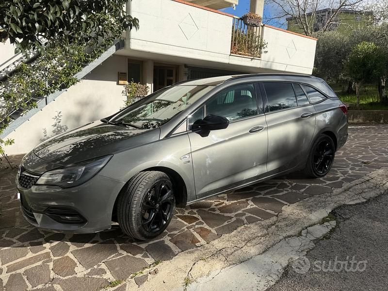 Usata Opel Astra Business Elegance 122 CV (89 kW) 2020 Station wagon