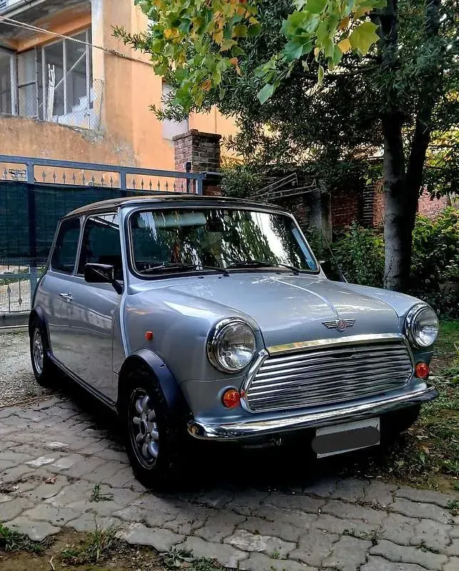 Usata Rover Mini 63 CV (46 kW) 1993 Grigio Berlina