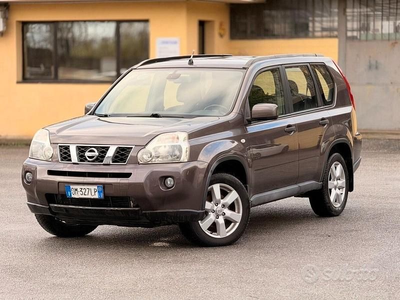 Usata Nissan X-Trail SE 150 CV (110 kW) 2008 Beige SUV