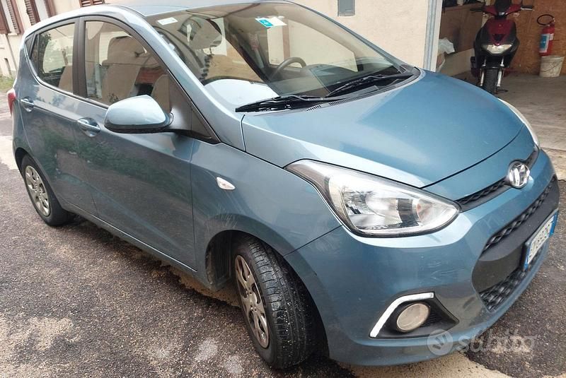 Usata Hyundai i10 2015 Grigio Utilitaria