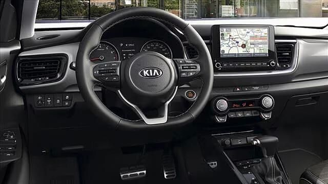 Usata Kia Stonic Sport 115 CV (84 kW) 2024 Grigio SUV