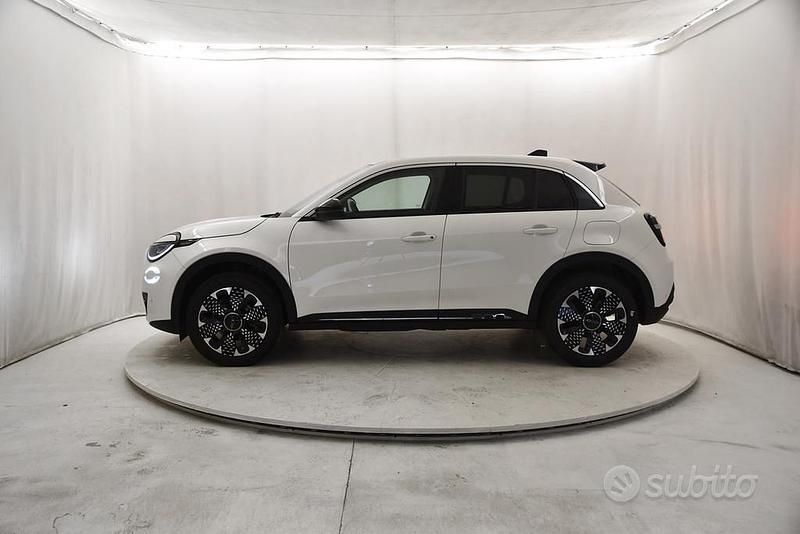 Nuova Fiat 600 La Prima 110 CV (80 kW) 2025 Bianco SUV