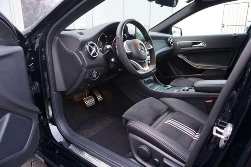 Usata Mercedes A180 Edition 109 CV (80 kW) 2017 Nero Berlina