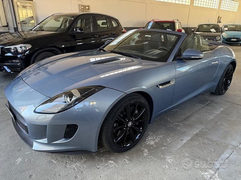 Usata Jaguar F-Type 340 CV (250 kW) 2015 Grigio Cabrio