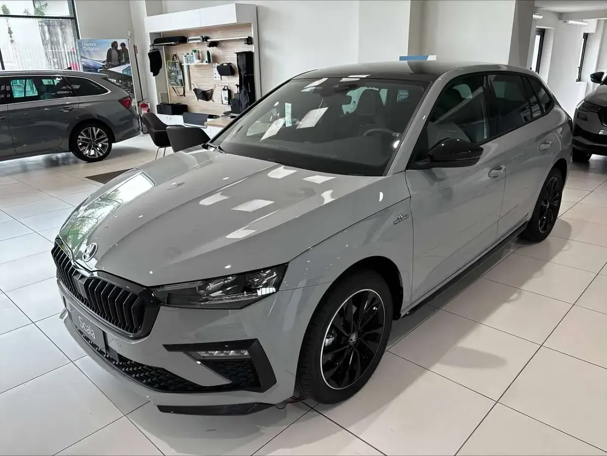 Ny Skoda Scala Monte Carlo 116 HK (85 kW) 2026 Grå Hatchback