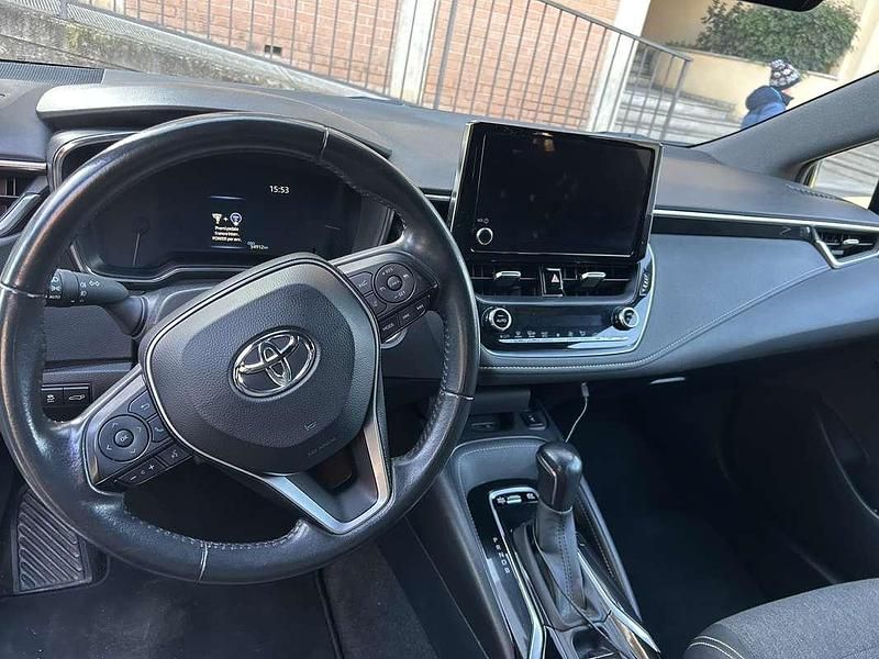 Usata Toyota Corolla Style 98 CV (72 kW) 2022 Station wagon