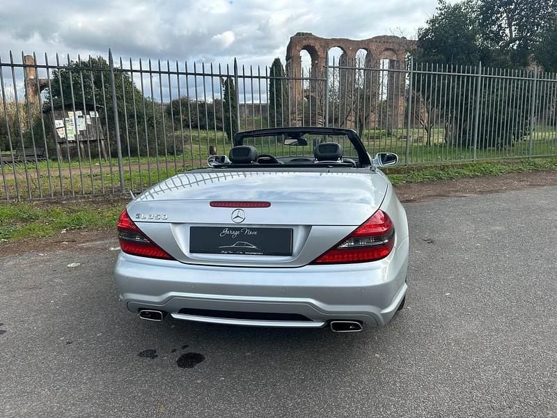 Usata Mercedes SL350 AMG 315 CV (231 kW) 2009 Argento Cabrio