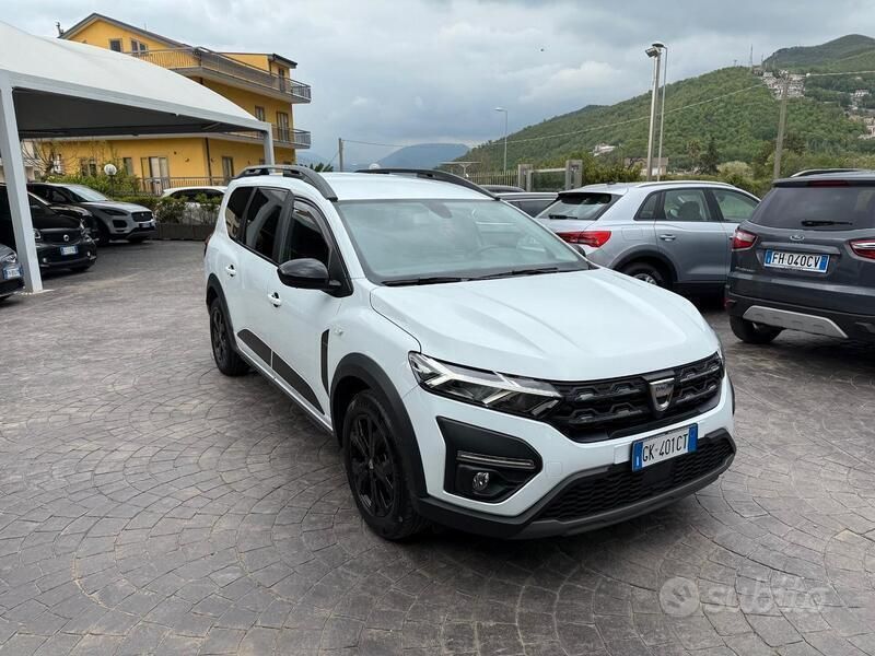 Usata 2022 Dacia Jogger Extreme Monovolume | 11.500 € (Ottimo prezzo) - Immagine 1/4