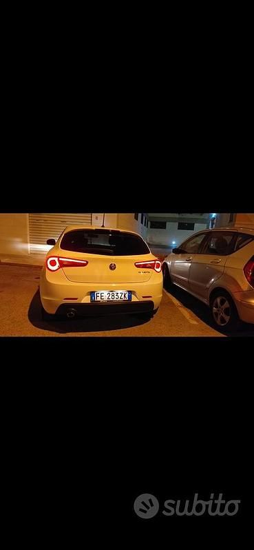 Usata Alfa Romeo Giulietta 109 CV (80 kW) 2016 Bianco Utilitaria