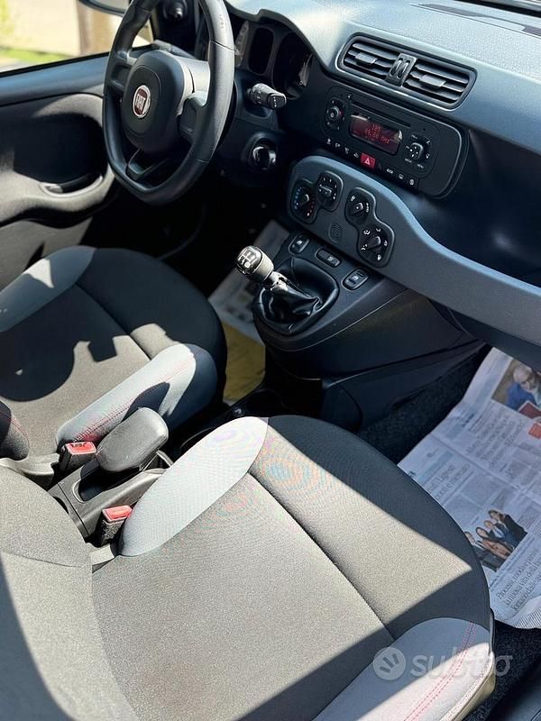 Usata Fiat Panda Easy 95 CV (69 kW) 2018 Bianco Utilitaria
