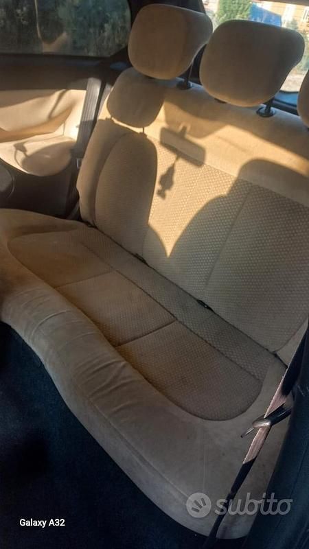 Usata Lancia Ypsilon 70 CV (51 kW) 2004 Nero Utilitaria