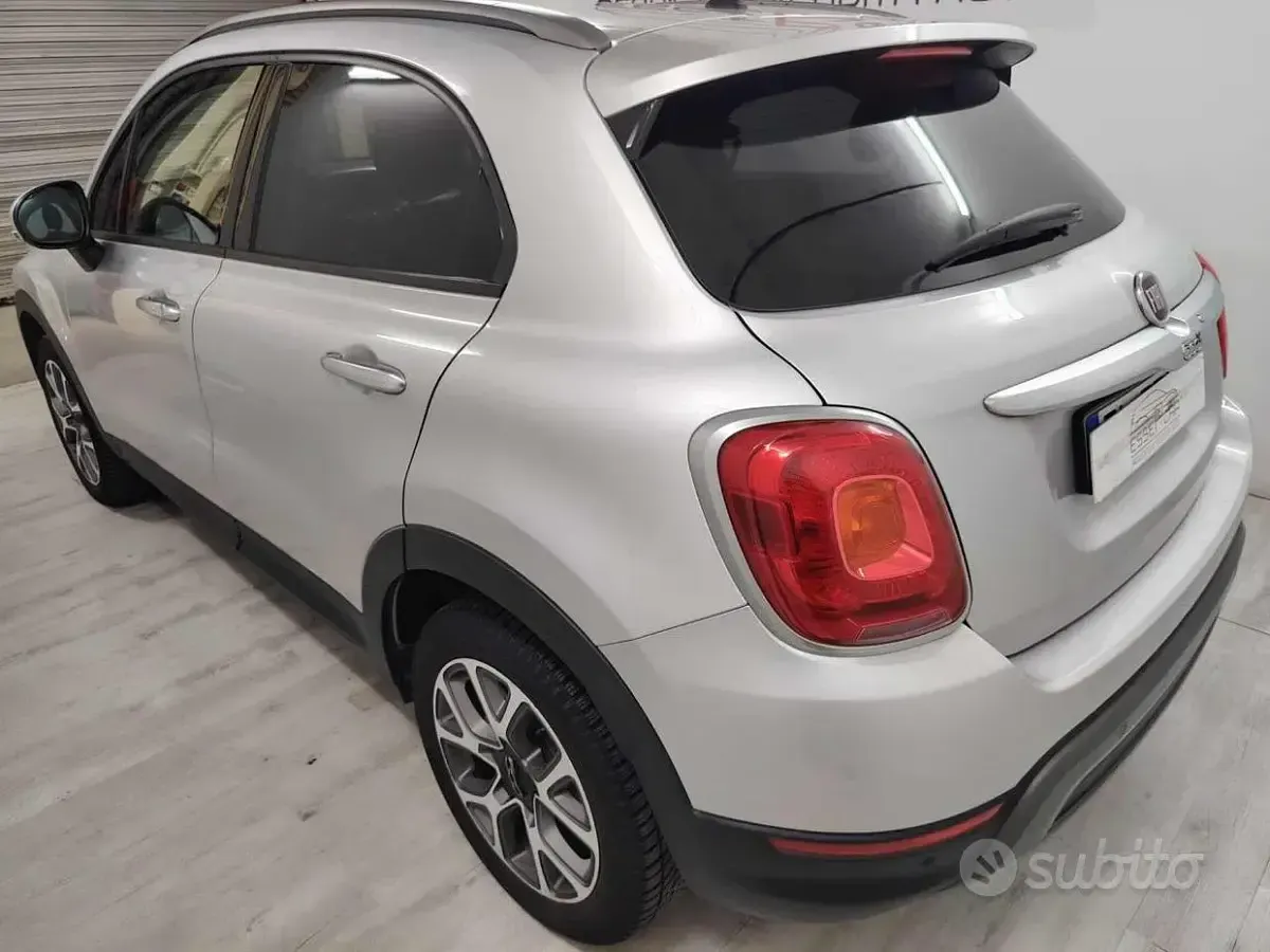 Usata Fiat 500X Cross 140 CV (102 kW) 2017 Grigio SUV